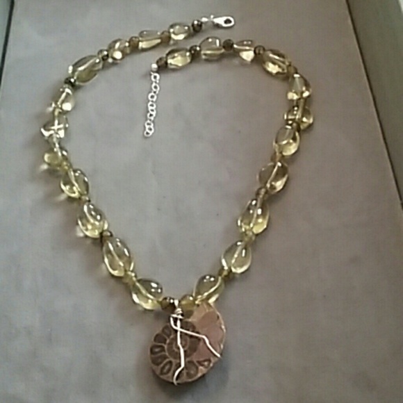 Necklace - Picture 4 of 4